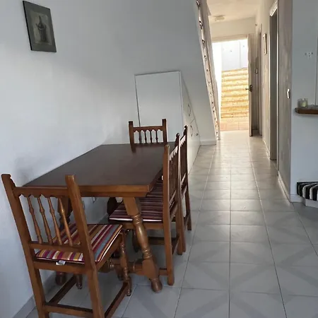 Spacious, Calm And Bright Duplex In Private Ideal For Families, And Golf Apartment *