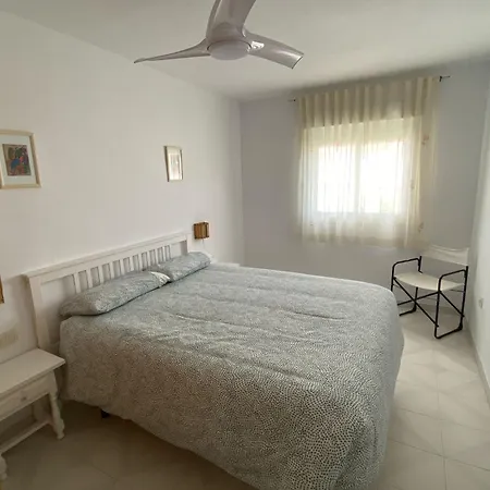 Spacious, Calm And Bright Duplex In Private Ideal For Families, And Golf Apartment Sitio de Calahonda